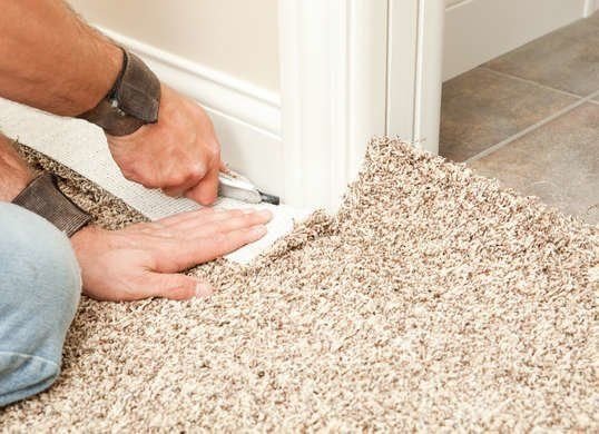 Top 10 expert tips for increasing home value through house flipping and renovations.